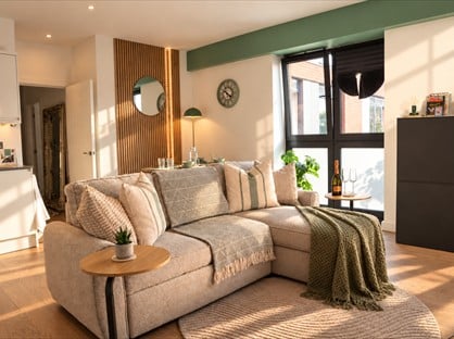 1 Bed Flat, Vista House, RH4