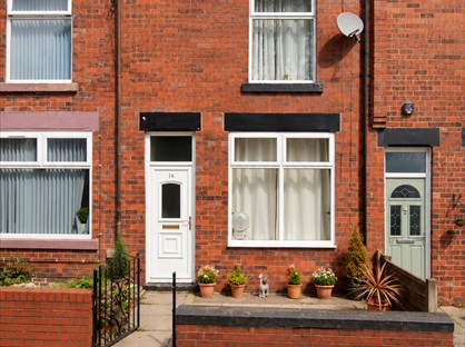 2 Bed Terraced House, Kirkby Road, BL1