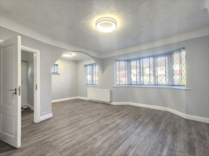 3 Bed Semi-Detached House, Woodham Road, SE6
