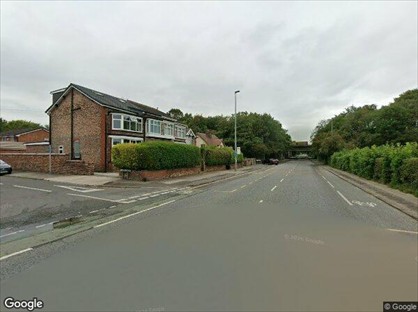 Room in a Shared House, Manchester Road, M27