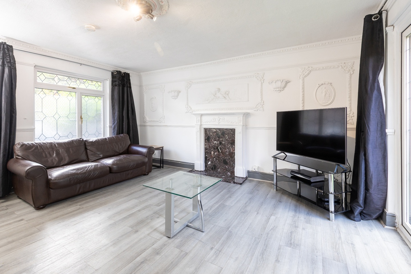 4 Bed Terraced House, Abbeyfield Road, SE16