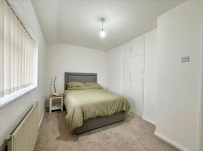 Room in a Shared House, Petersfield Avenue, RM3