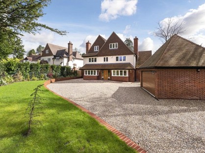 6 Bed Detached House, Deans Lane, KT20