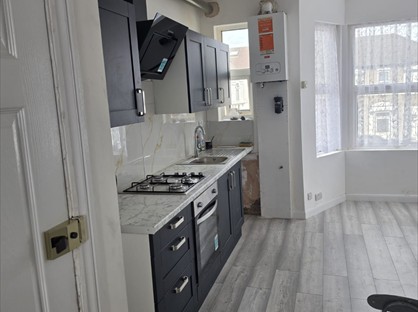 1 Bed Flat, Grosvenor Road, IG1