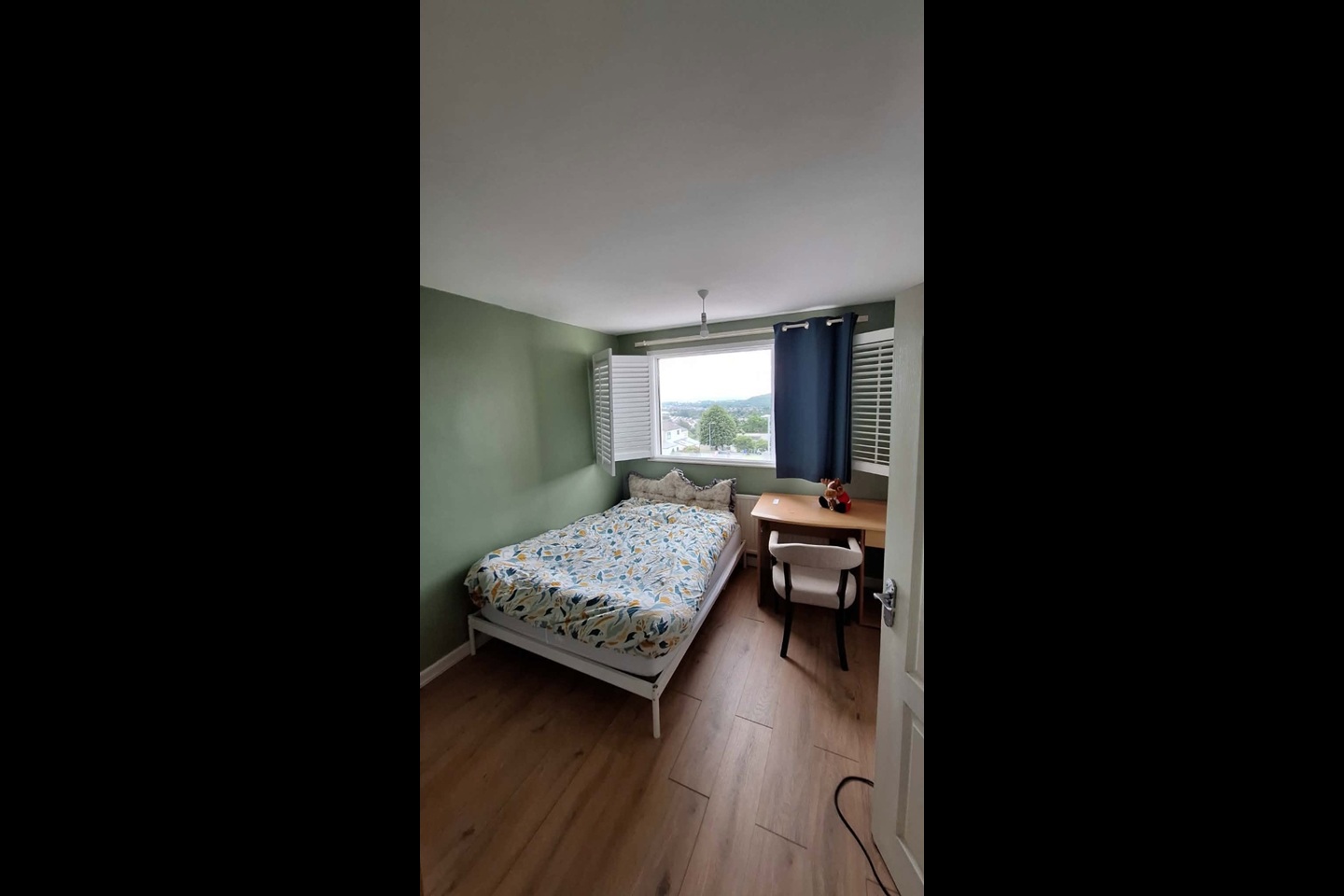 3 Bed Detached House, Hill View, CF5 photo 4