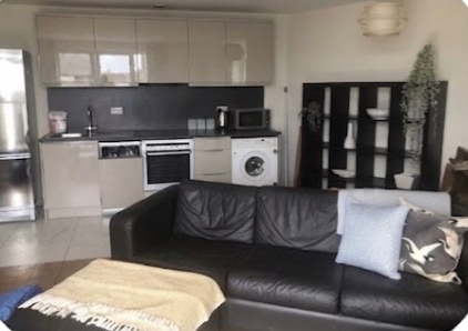 2 Bed Flat, Altolusso, CF10