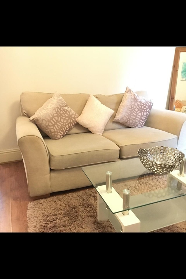 5 Bed End Terrace, Basingstoke Road, RG2