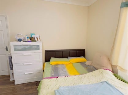 Room in a Shared House, Richmond Road, IG1