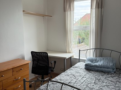 Room in a Shared House, Dunkirk Road, NG7
