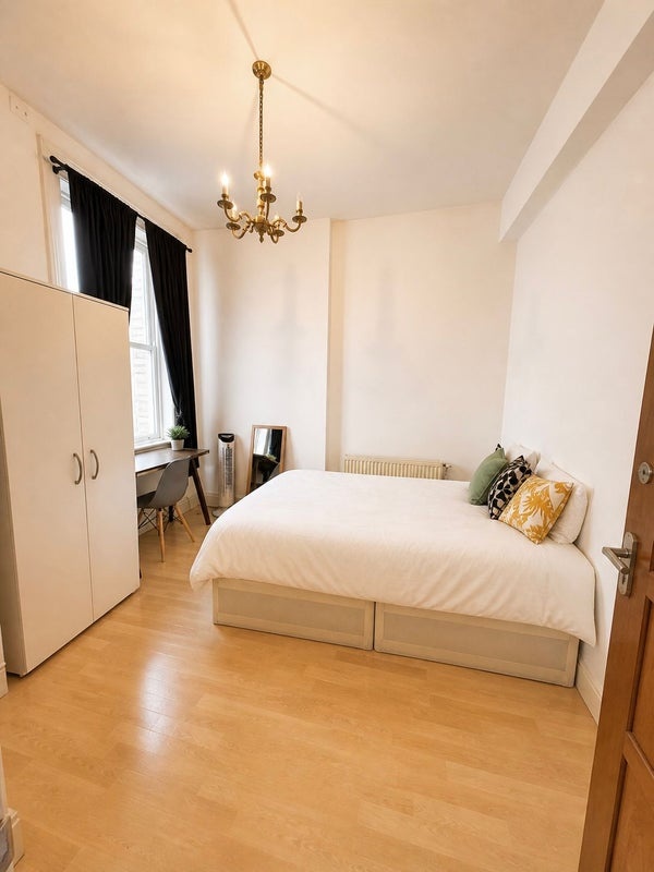 Room in a Shared House, Hyde Park Mansions, NW1