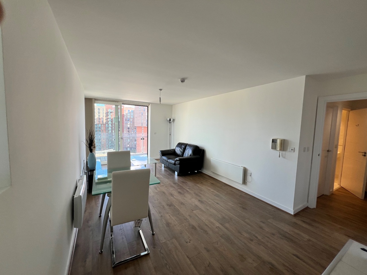1 Bed Flat, Blackfriars Road, M3 photo 4
