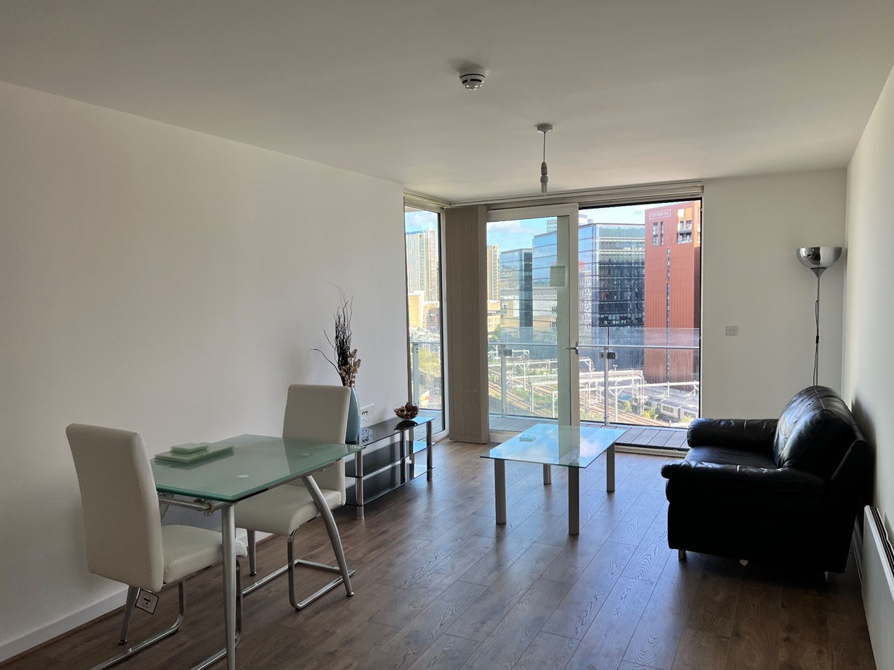 1 Bed Flat, Blackfriars Road, M3 photo 3