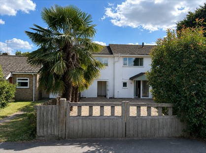 4 Bed Semi-Detached House, Whitwell Way, CB23