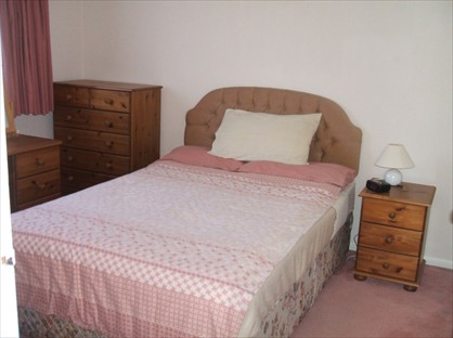 Room in a Shared House, Linnet Walk, RG41