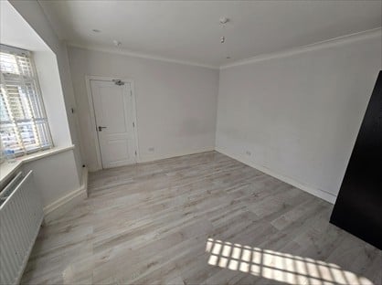 Room in a Shared House, Mottingham Road, SE9