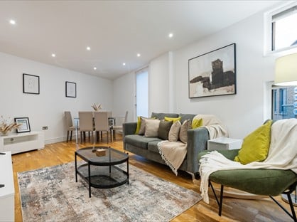 3 Bed Flat, West St, BR1