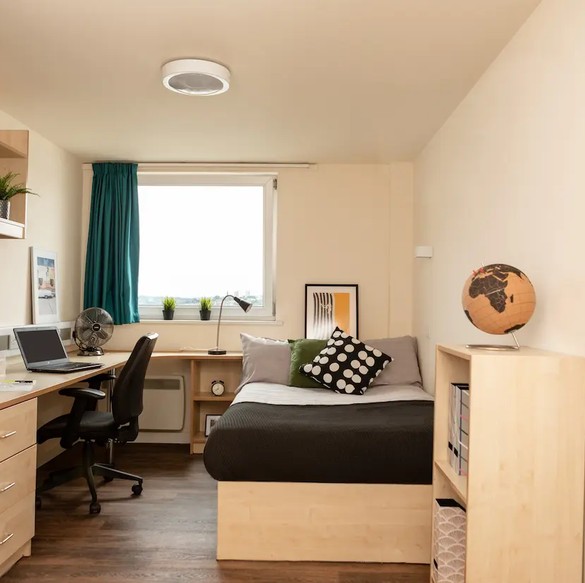 Room in a Shared Flat, Leeds Student Village, LS3