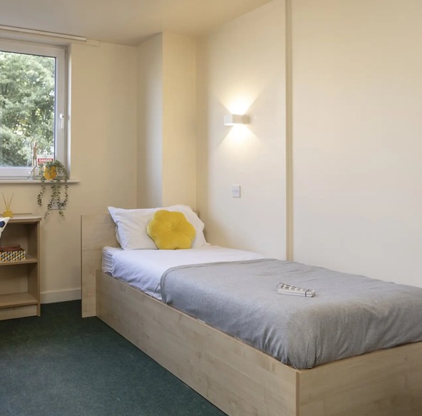 Room in a Shared Flat, Leeds Student Village, LS3 photo 5