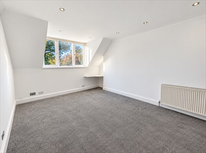 2 Bed Maisonette, Elm Avenue, HA4