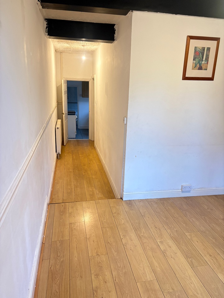 3 Bed End Terrace, Terry Road, CV1 photo 4