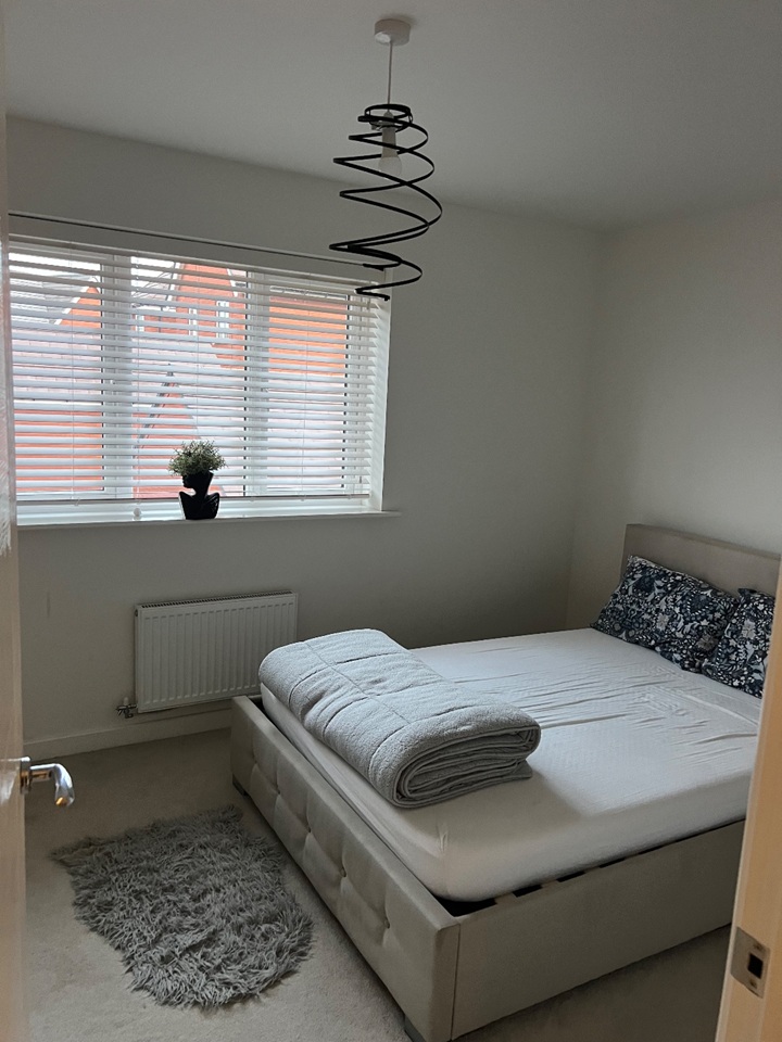 Room in a Shared House, Foragers Way, DE3