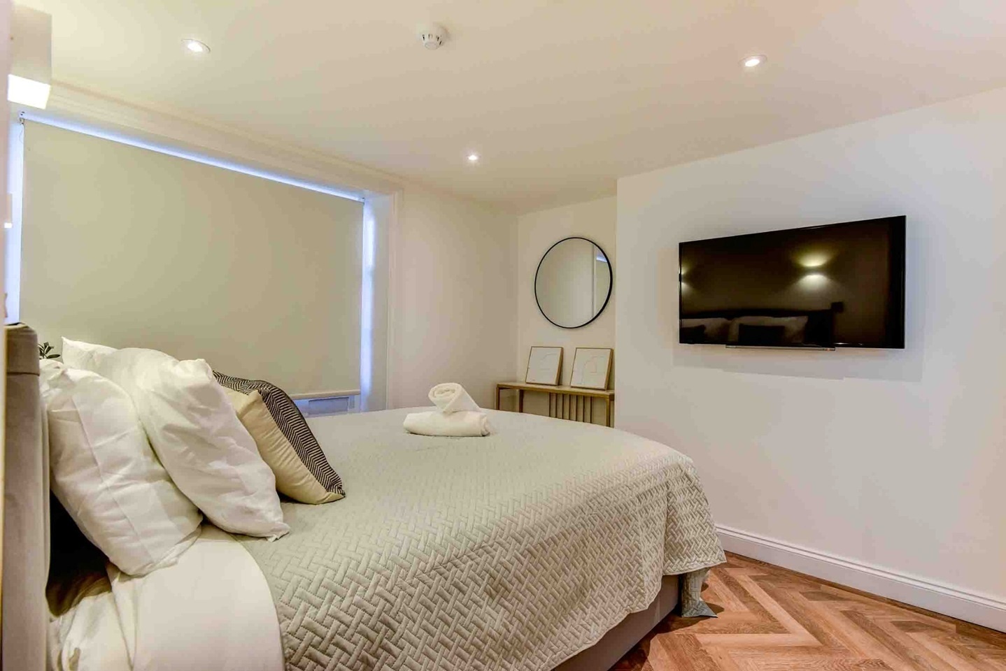 2 Bed Flat, Marine Square, BN2 photo 4
