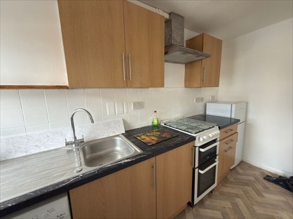 1 Bed Flat, Mansfield Road, IG1