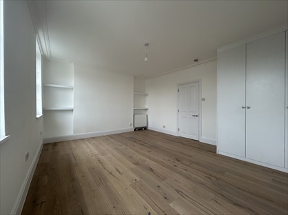 Studio Flat, Abbey Gardens, NW8