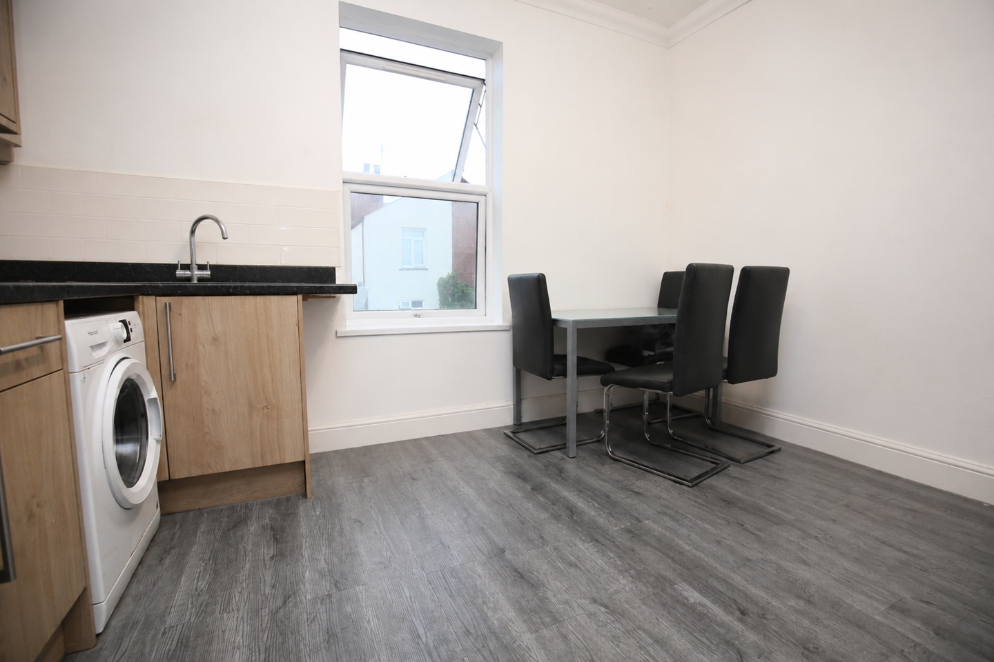 Room in a Shared House, Chester St, CV1 photo 5