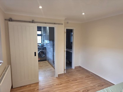 1 Bed Flat, Wood End Green Road, UB3