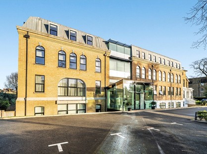 1 Bed Flat, Millwood House, TW11