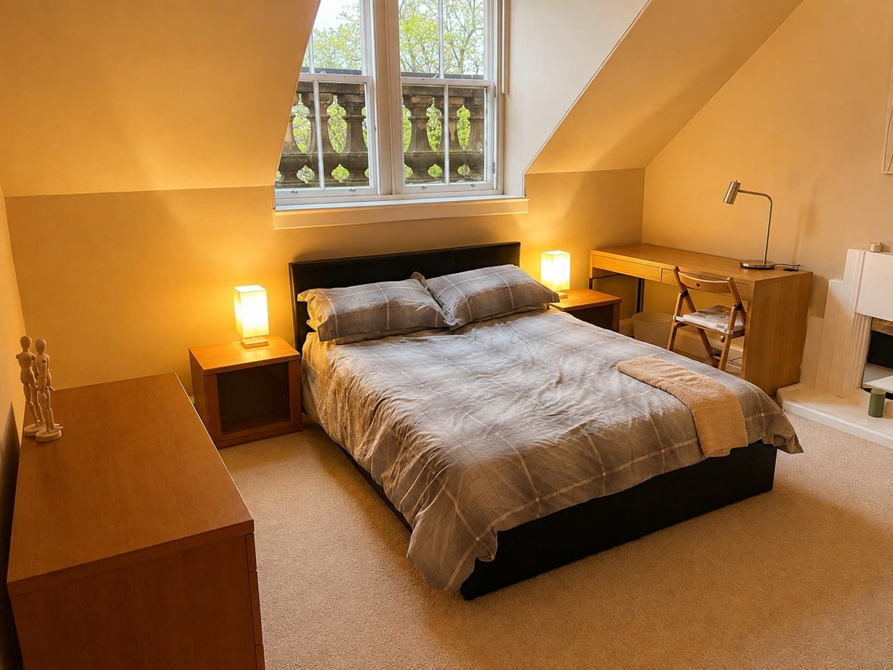 3 Bed Flat, Edinburgh, EH4 photo 5