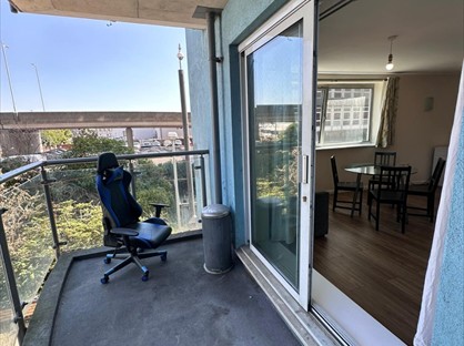 2 Bed Flat, City View, IG1