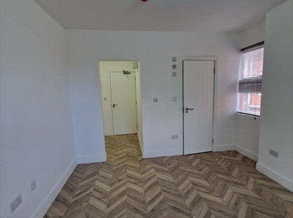 Studio Flat, Heber Road, NW2