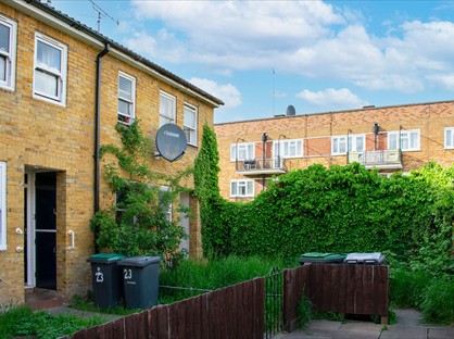 Room in a Shared House, Chesnut Road, N17