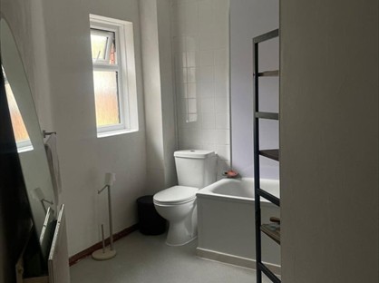 Room in a Shared Flat, Arden Road, B8
