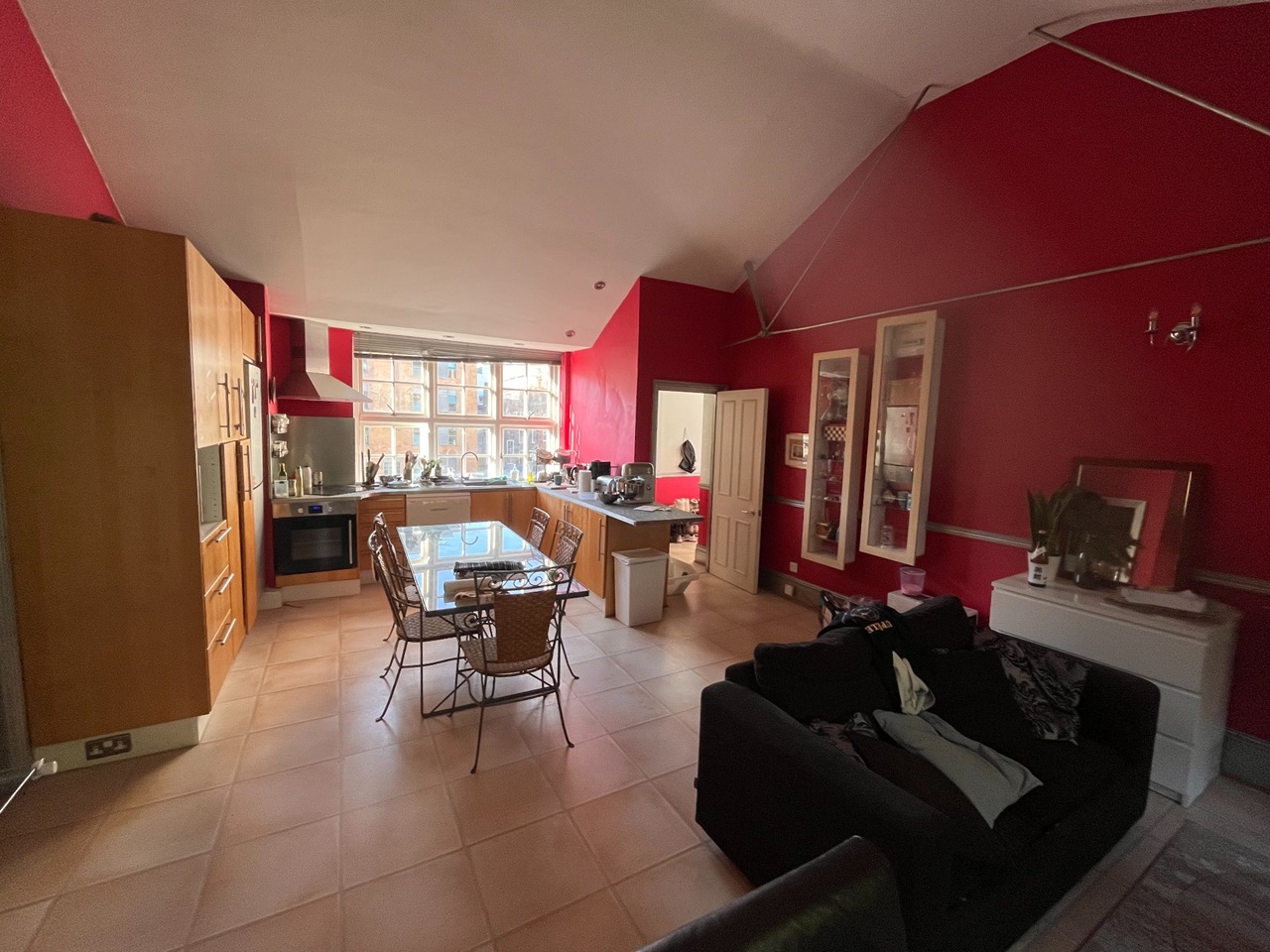 3 Bed Flat, Boswell Court, WC1N