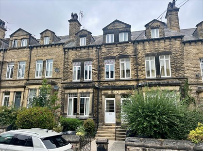 1 Bed Flat, St. Marys Avenue, HG2