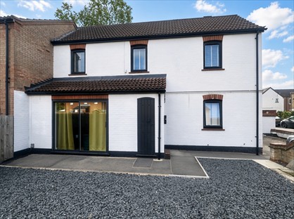 3 Bed Semi-Detached House, Minerva Way, CB4