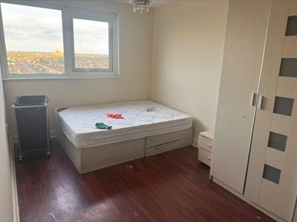 Room in a Shared House, City Gate House, IG2