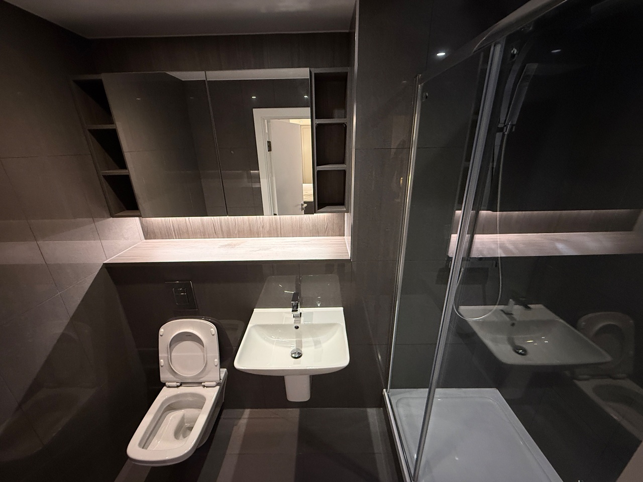2 Bed Flat, Owen St, M15 photo 4