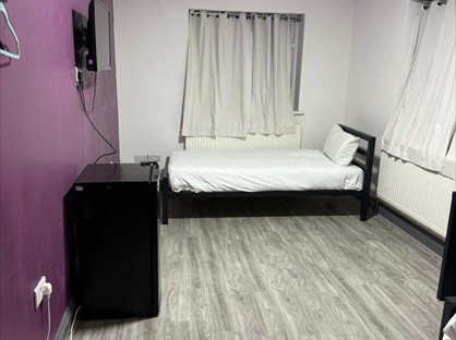 Room in a Shared House, Tanner Street, IG11
