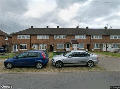 Studio Flat, Aycliffe Road, WD6