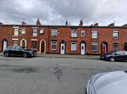 2 Bed Terraced House, Chapel Road, OL8