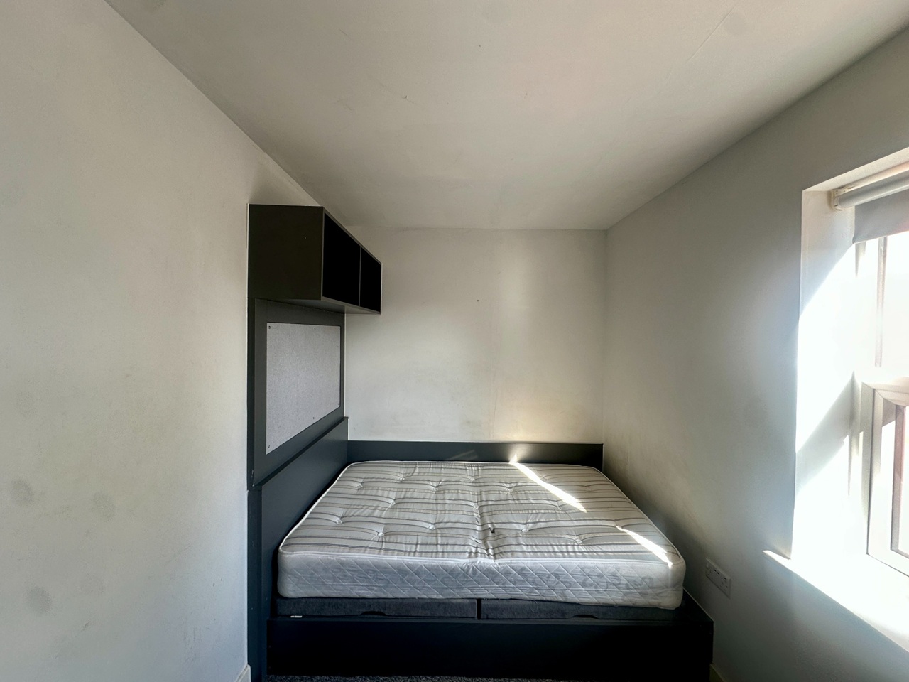 1 Bed Flat, Villiers St, CV2 photo 2
