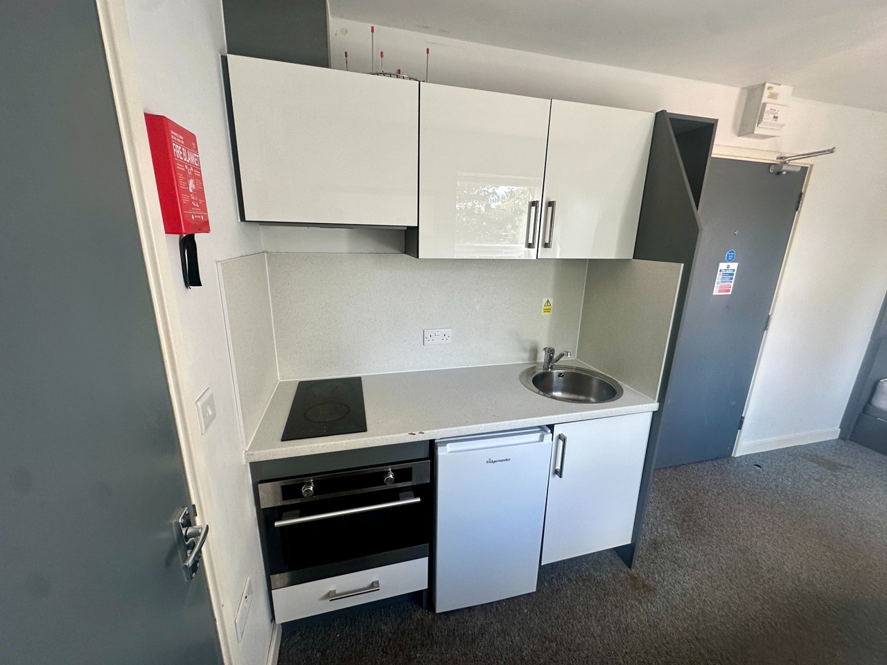 1 Bed Flat, Villiers St, CV2 photo 5
