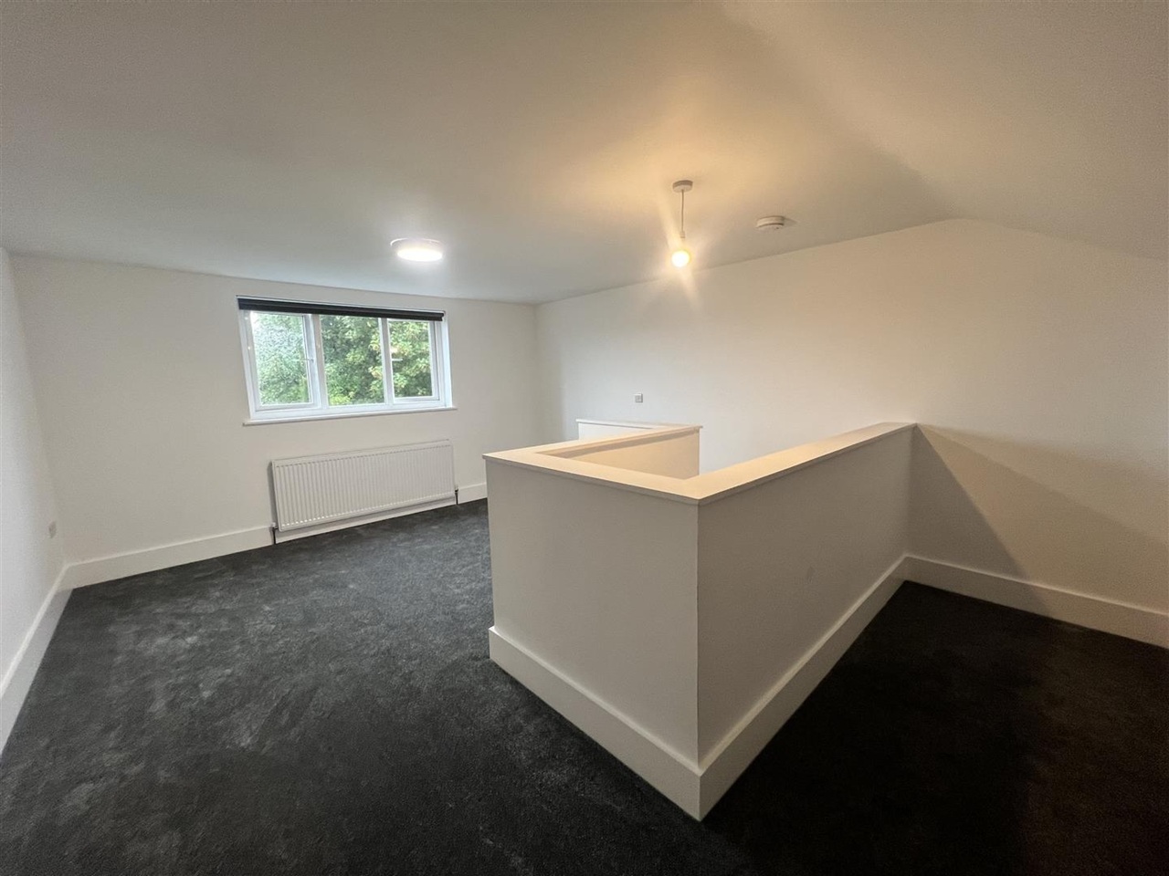3 Bed Terraced House, Whingate, LS12 photo 3