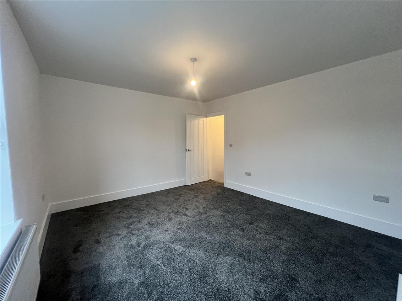 3 Bed Terraced House, Whingate, LS12 photo 5