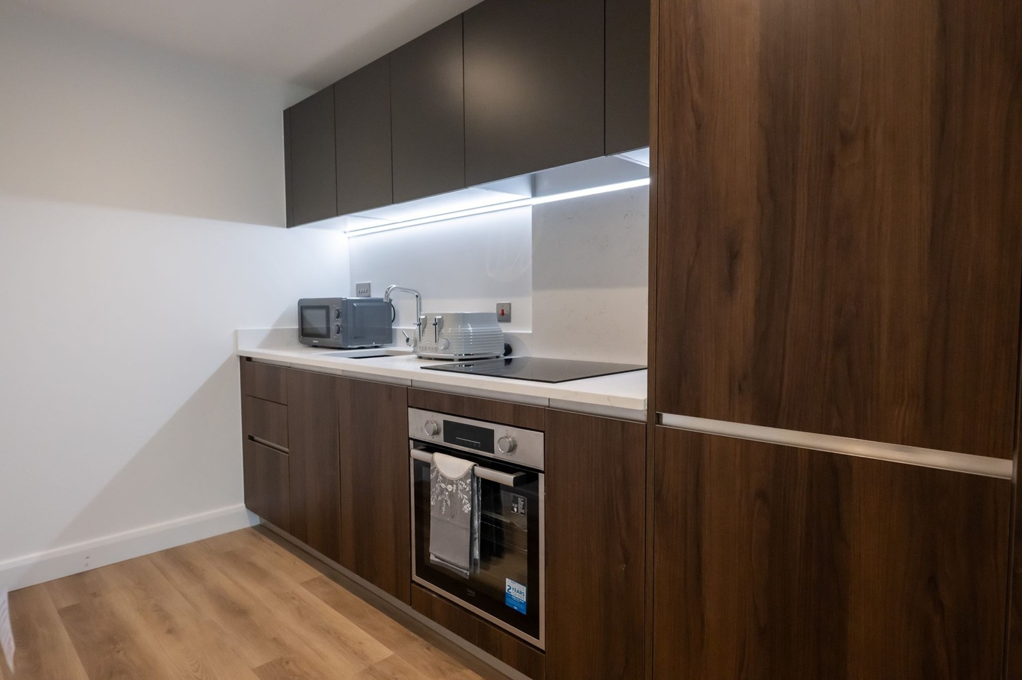 1 Bed Flat, The Mount, LS9 photo 2