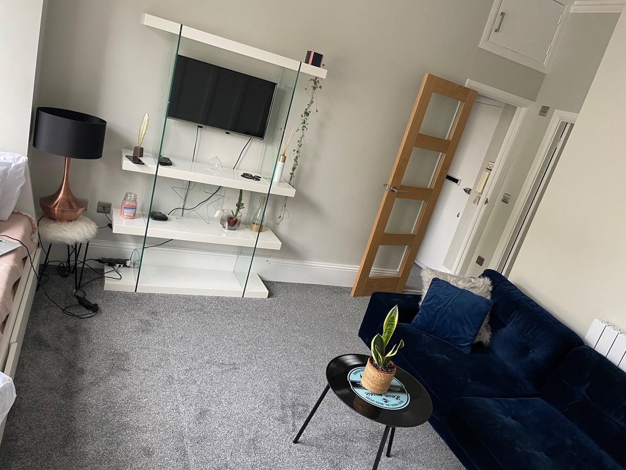 Studio Flat, Lancaster Road, BN1 photo 2